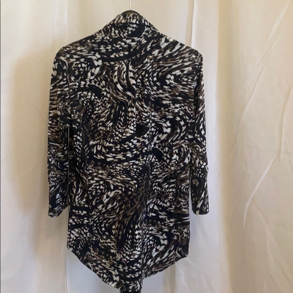 Print Blouse - Picture 2 of 3